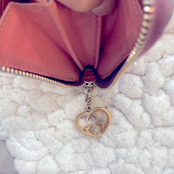 GUCCI Vintage Authentic Microguccdssima Leather Continental Wallet Price Firm! - Picture 15 of 16